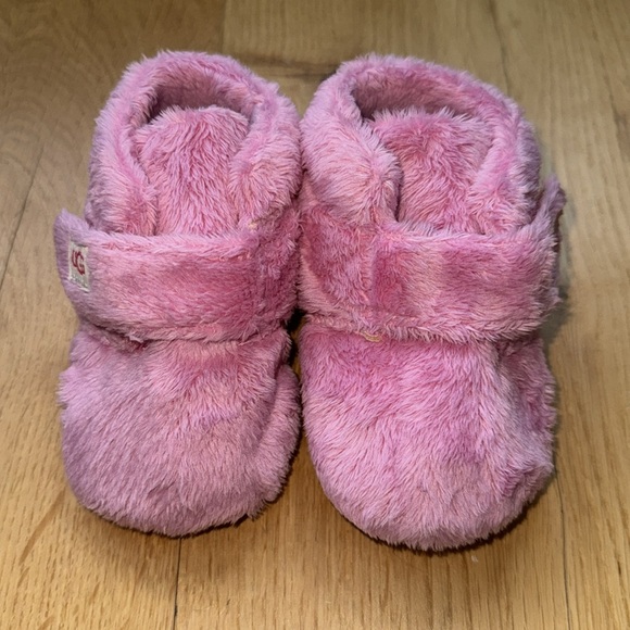 Ugg Baby Bixbee Bootie Crib Shoe - Never Worn - Picture 5 of 7